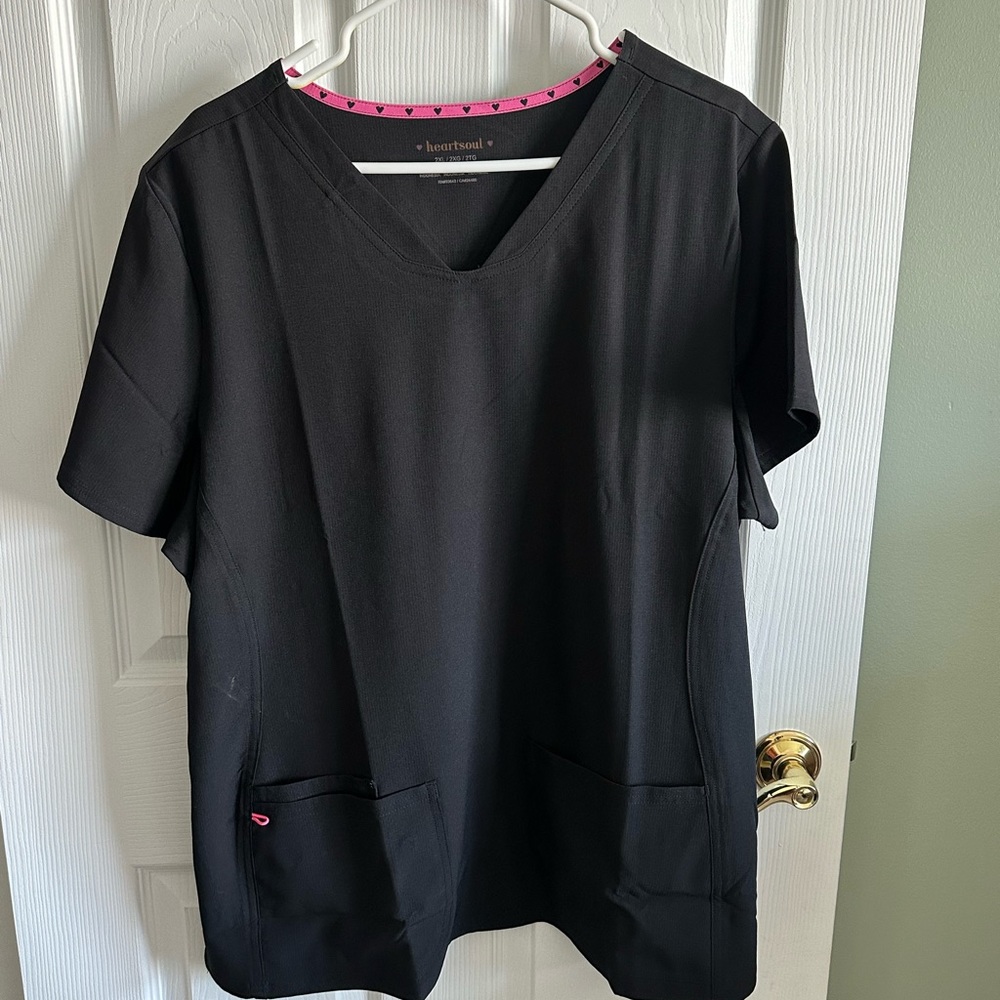 Black scrubs